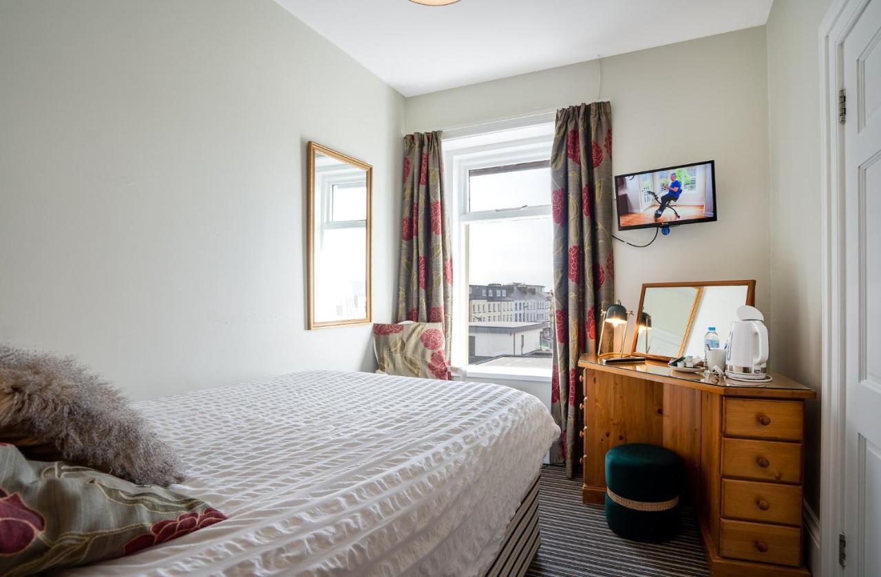 Antrim House Guest Rooms & Suites (Adults Only) Portrush Ngoại thất bức ảnh