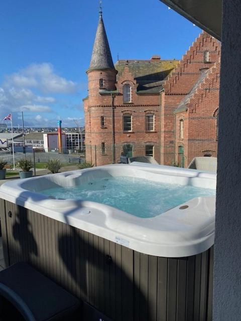 Antrim House Guest Rooms & Suites (Adults Only) Portrush Ngoại thất bức ảnh